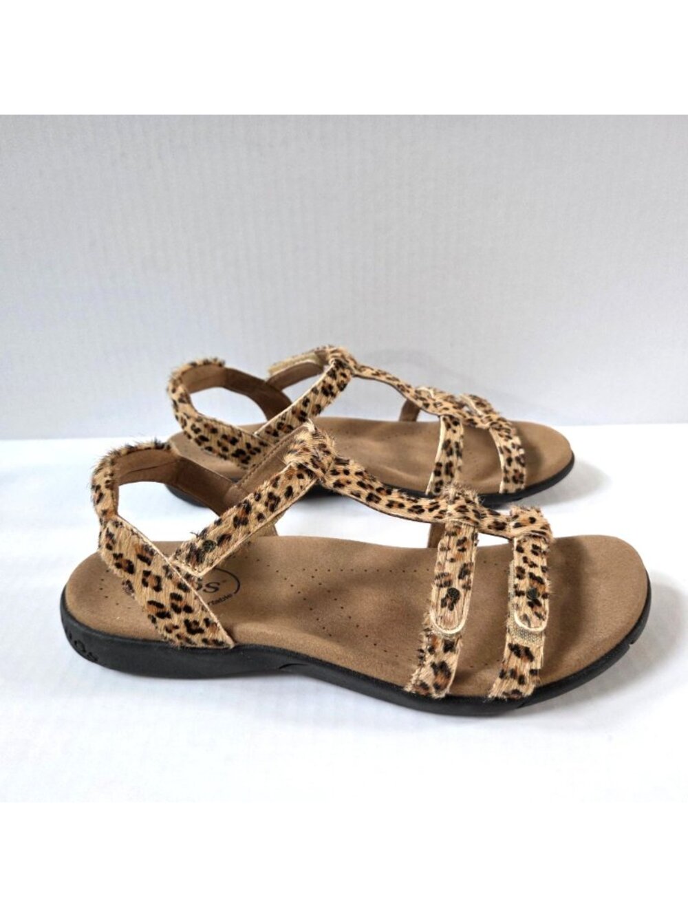Taos Sandals 9 Trophy 2 Beige Cheetah Pony Hair Leather T Strap Comfort Shoes - Picture 8 of 11